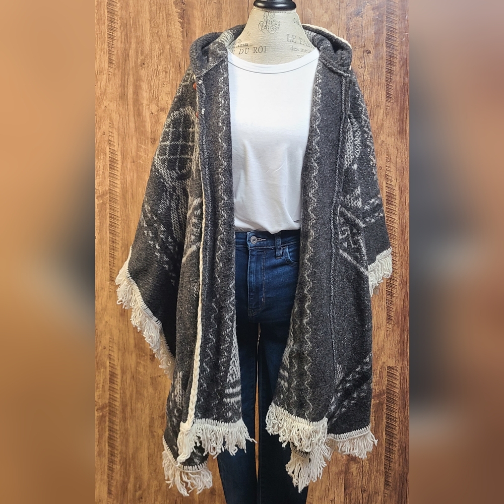 Indian Creations wool poncho